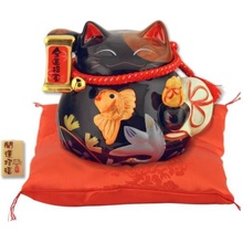 Японский кот-копилка Манеки-неко  'Защита от зла и благосостояние!' Увеличить...